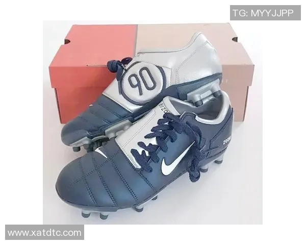 历代球星经典足球鞋盘点 影响足坛的10款传奇鞋款